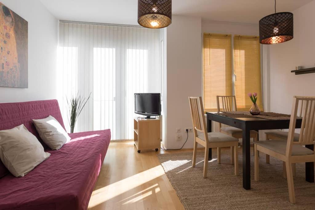 Bright Apartment In Hip & High Quality Neighborhood Wenen Buitenkant foto