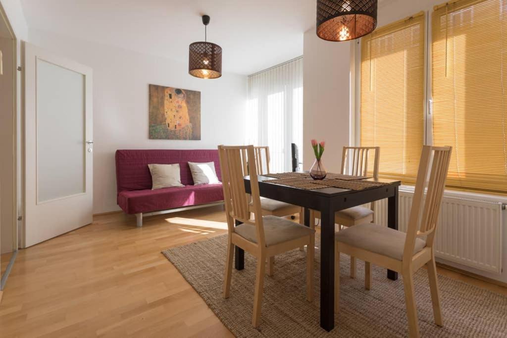 Bright Apartment In Hip & High Quality Neighborhood Wenen Buitenkant foto