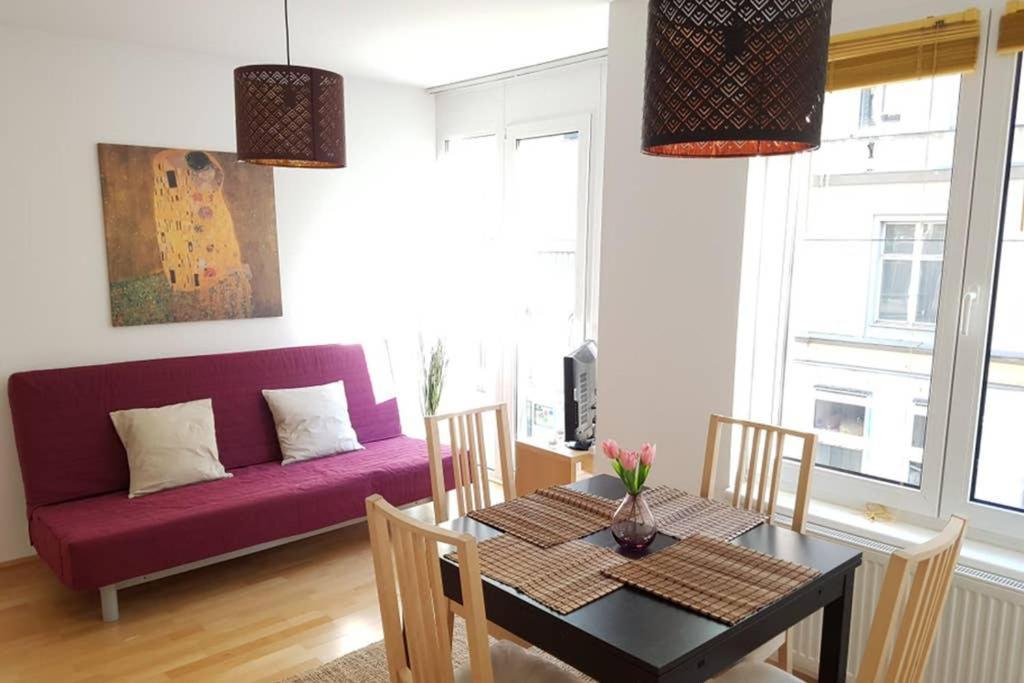Bright Apartment In Hip & High Quality Neighborhood Wenen Buitenkant foto